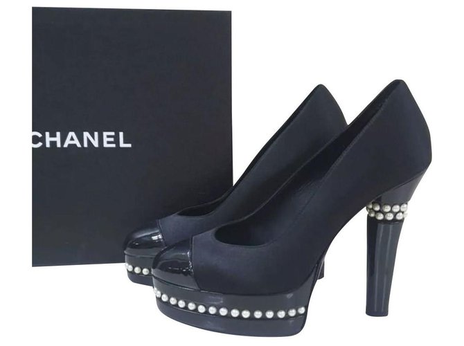 CHANEL Purple Leather Logo Transparent Heels Shoes Sz.40  ref.213132