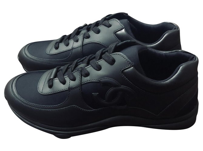Cambon Chanel, Sneakers Homme Chanel Cuir Noir  ref.213182