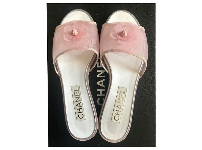 Chanel Sabot camelia rosa pastello