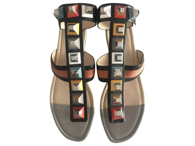 Fendi Des sandales Cuir Multicolore  ref.213741