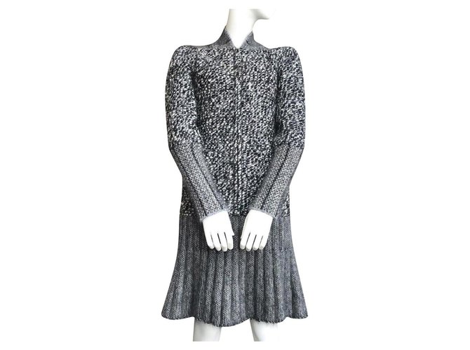 Chanel 5645$ rare robe-manteau Mohair Gris anthracite  ref.213770