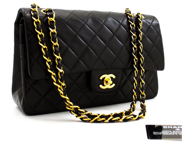 Chanel 2.55 solapa forrada 10Bolso de hombro con cadena de piel de cordero negro Cuero  ref.213805