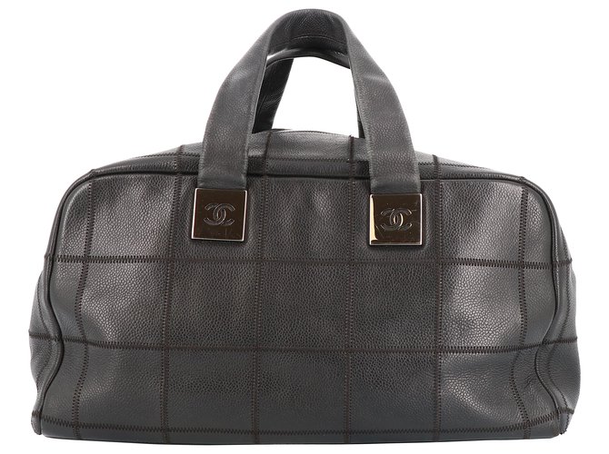 Chanel Handtasche Schwarz Leder  ref.213830