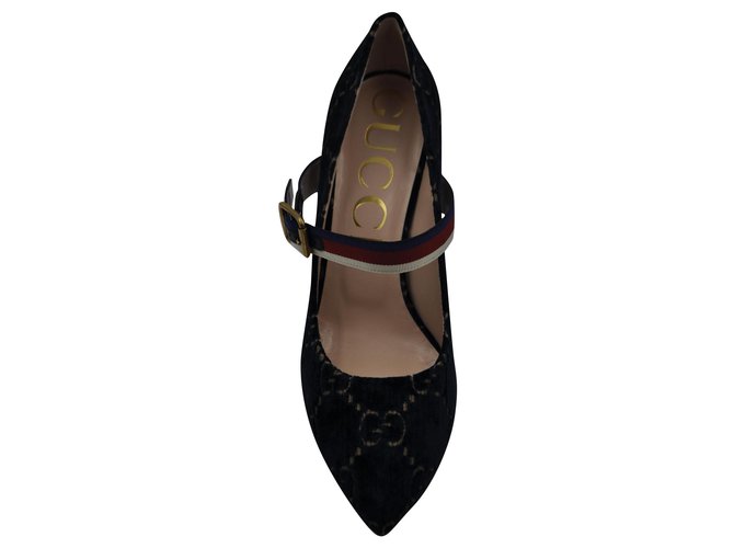 Escarpins Gucci Velours bleu  ref.213856