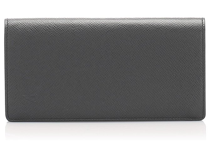 Louis Vuitton Black Taiga Portefeuille Long Wallet Leather  ref.213887