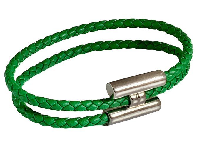 Hermès Tournis Bracelet Green Light green Leather  ref.214304
