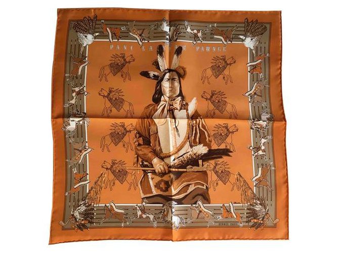 Hermès Silk scarves Orange  ref.214553
