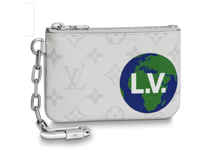 Louis Vuitton Cadena LV pochette PM nuevo Blanco Cuero  ref.214736