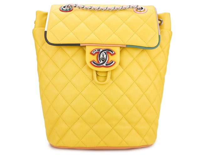 Chanel rara mochila Cuba Timeless Amarillo Cueros exoticos  ref.214788