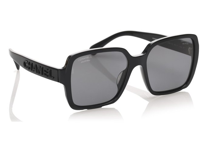 Chanel Black Square getönte Sonnenbrille Schwarz Kunststoff  ref.214854