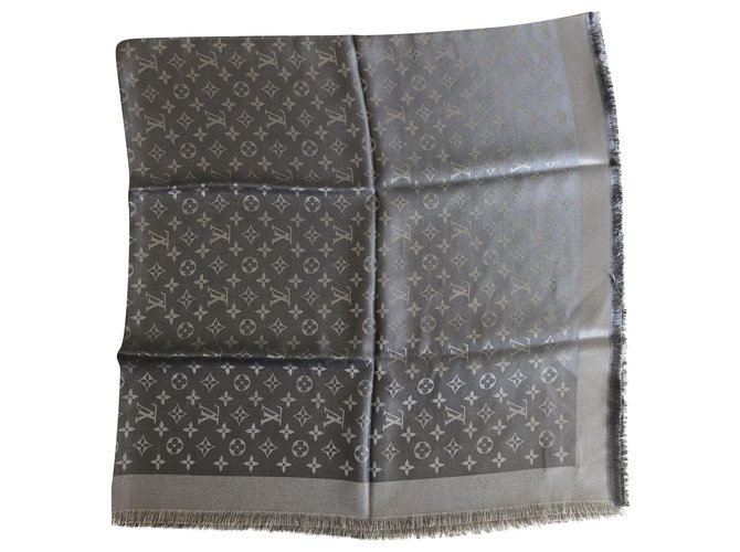 Louis Vuitton Monogram shine Grey Wool  ref.214908