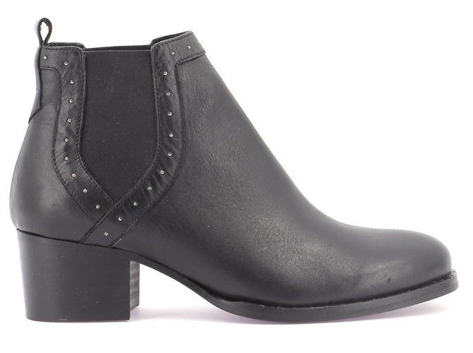 low boots minelli