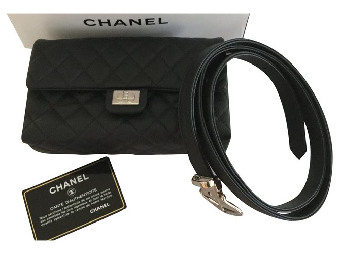 2.55 Uniforme Chanel  2,55 Bolsa de cinto caviar preto Couro  ref.215684