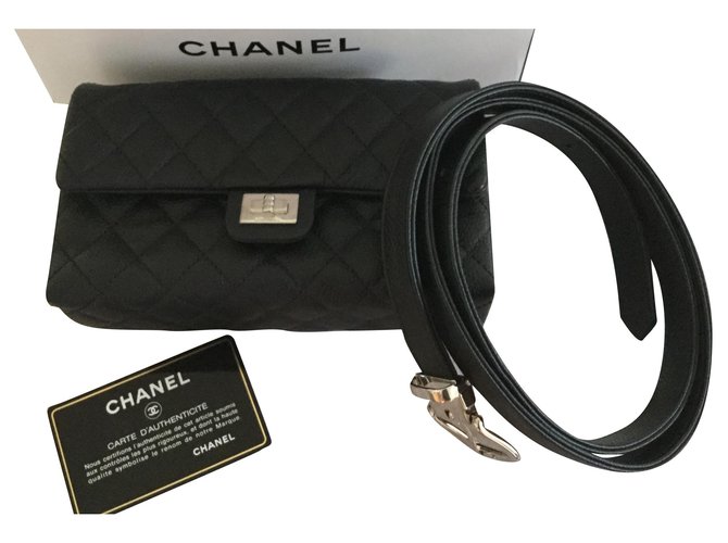 2.55 Chanel uniforme  2,55 Pochette ceinture caviar noir Cuir  ref.215684