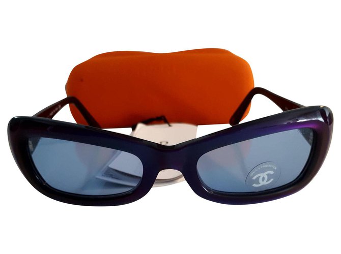 Chanel Gafas de sol Azul Plástico  ref.215774