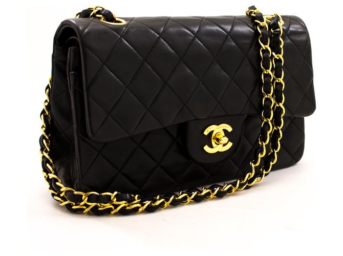 Chanel 2.55 solapa forrada 9"Bolso de hombro con cadena Caja de piel de cordero negra Negro Cuero  ref.216107