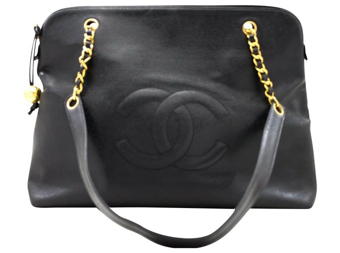 Chanel shoulder bag Black Leather  ref.216413