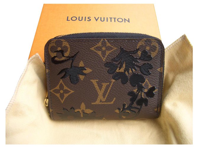 Used Louis Vuitton Zippy Purses, wallets, cases - Joli Closet