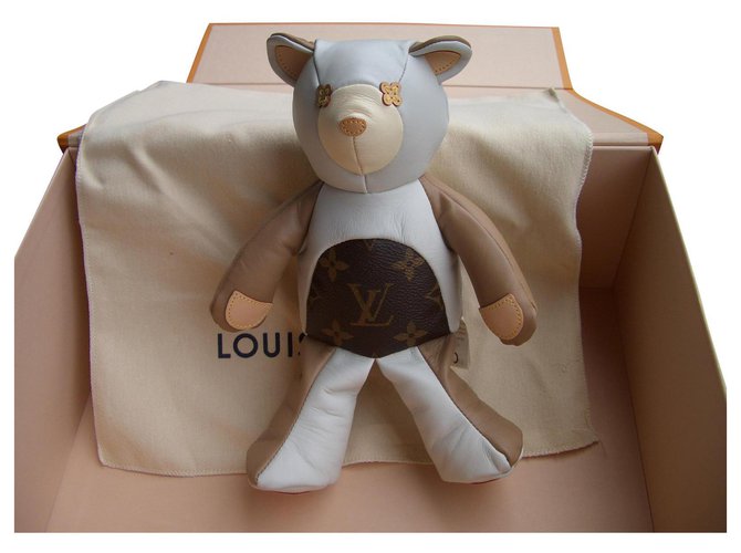 Louis Vuitton doudou teddy Cuir Multicolore  ref.217036