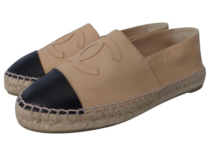 Chanel Espadrilles Beige Lammfell