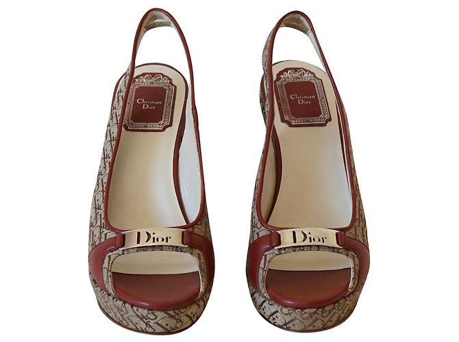 Dior Mules compensées