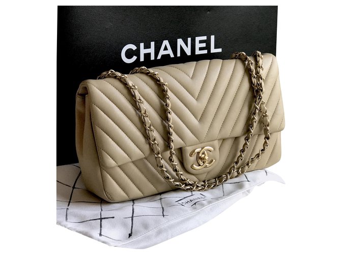 Timeless Chanel Limited Classic Single Flap Bag Chevron w/box and