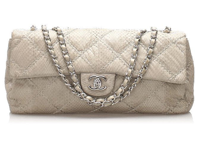 Chanel White Classic East West Ultra Stitch Snake Skin Single Flap Bag  Leather ref.218353 - Joli Closet
