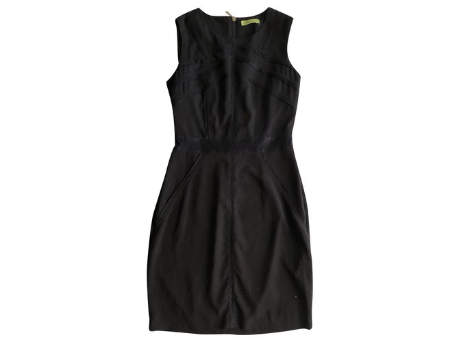 Robe Versace noire Polyester  ref.218554