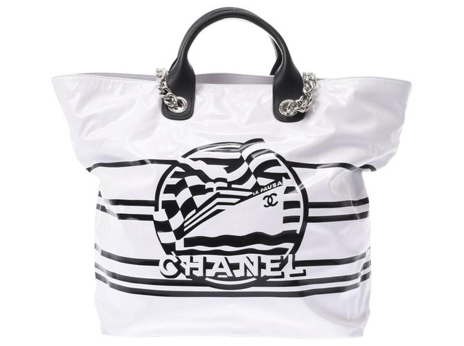 Chanel handbag White Synthetic ref.218574 - Joli Closet