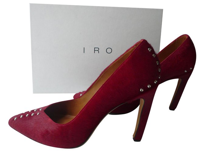 IRO Red foal heels very good condition T40 Pony-style calfskin  ref.218764