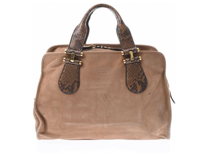 Gucci handbag Leather  ref.219183