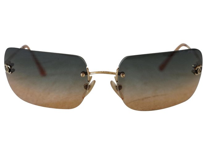 Chanel Oculos escuros Multicor Metal  ref.219231