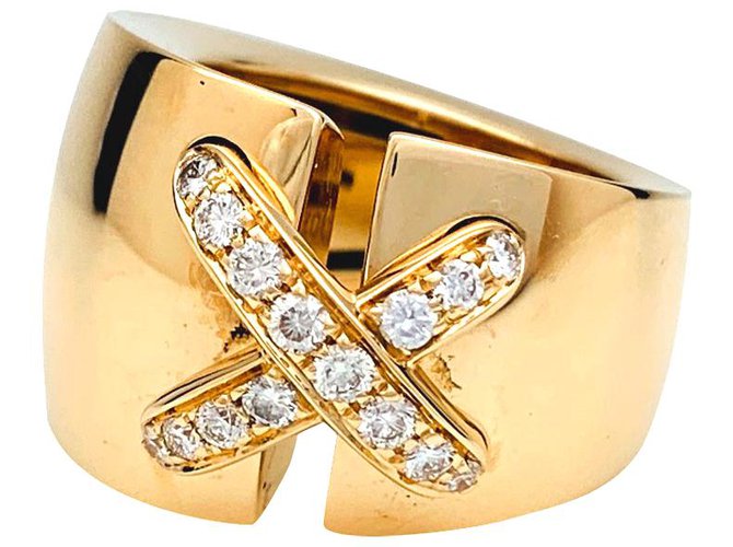 Chaumet ring, "Links" large model, yellow gold, diamants.  ref.219387