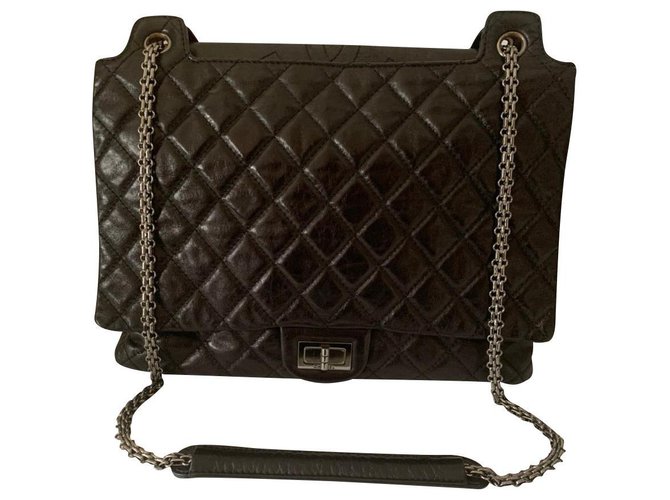Chanel Black Leather  ref.219409
