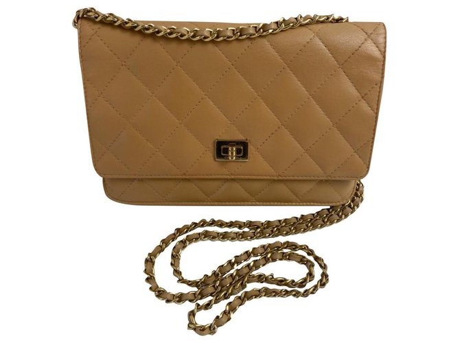 Wallet On Chain Chanel Beige Leather  ref.219414