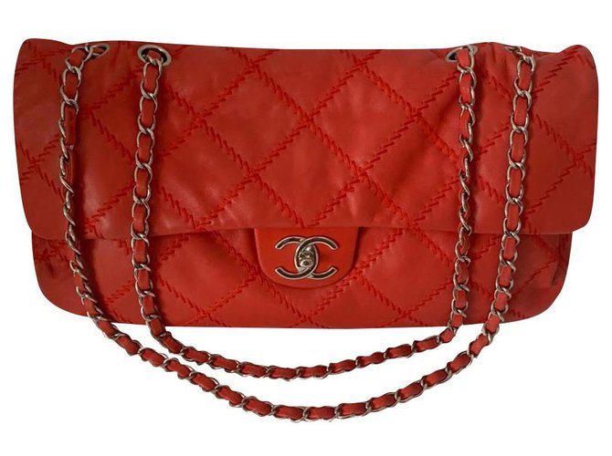 Timeless Chanel Red Leather  ref.219517
