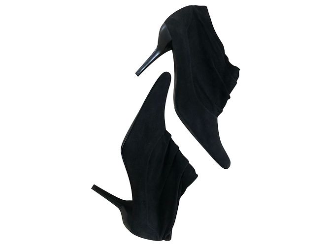 Botas de camurça Charles Jourdan Preto