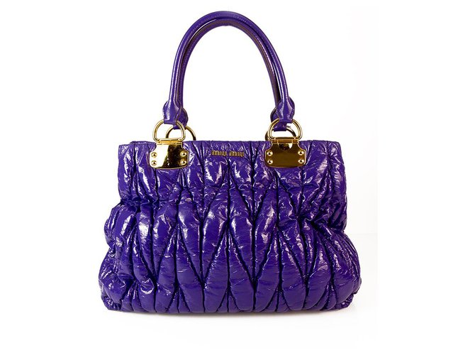 Miu Miu Matelasse Purple Shinny calf leather Wrinkled Leather Shoulder Bag handbag Patent leather  ref.219903