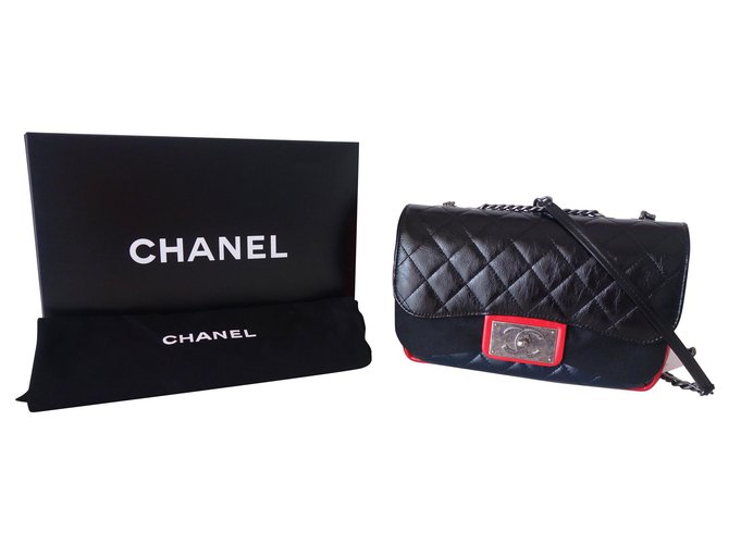 Timeless TRICOLOR CLASSIC CHANEL BAG Black Red Navy blue Leather  ref.220001