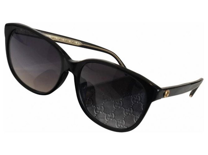 Gucci Black Oval Oversized Sonnenbrille Schwarz Kunststoff  ref.220218