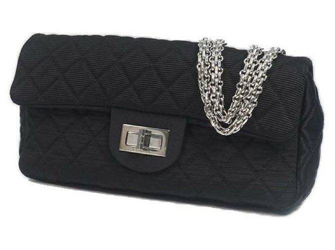 women's silver shoulder bags