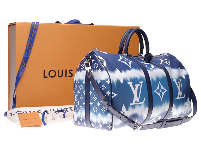 NUEVO - SERIE LIMITADA - Bolsa de viaje Louis Vuitton Keepall 50 Bandolera de lona revestida de la colección Escale Blanco Azul Cuero Lienzo  ref.220383