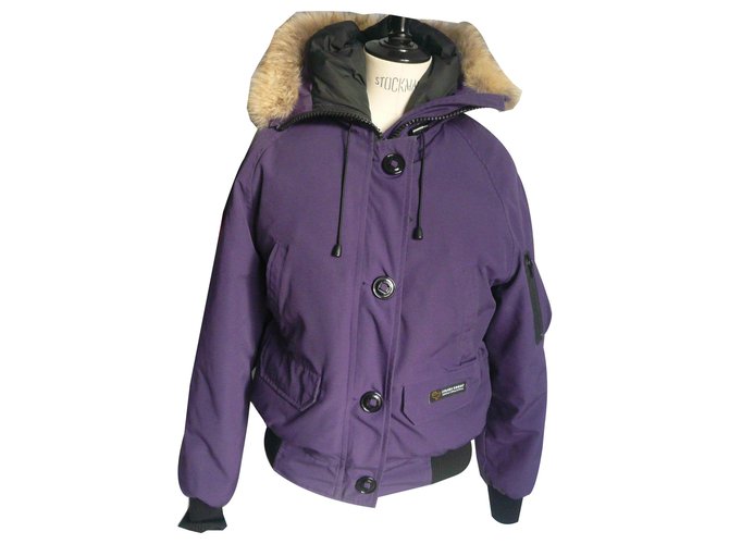 wassen Ga trouwen levend Canada Goose CANADA GOOZE Ultra warm purple sports jacket TM Polyester  ref.220595 - Joli Closet