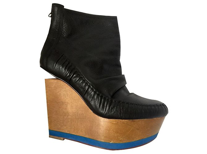 Autre Marque Finsk by Julia Lundsten "Skin" boot Black