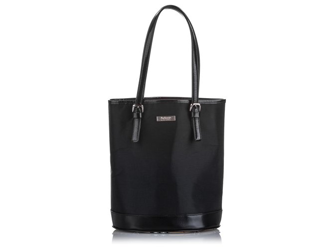 Burberry Black Nylon Bucket Bag Leather Pony-style calfskin Cloth  ref.220839