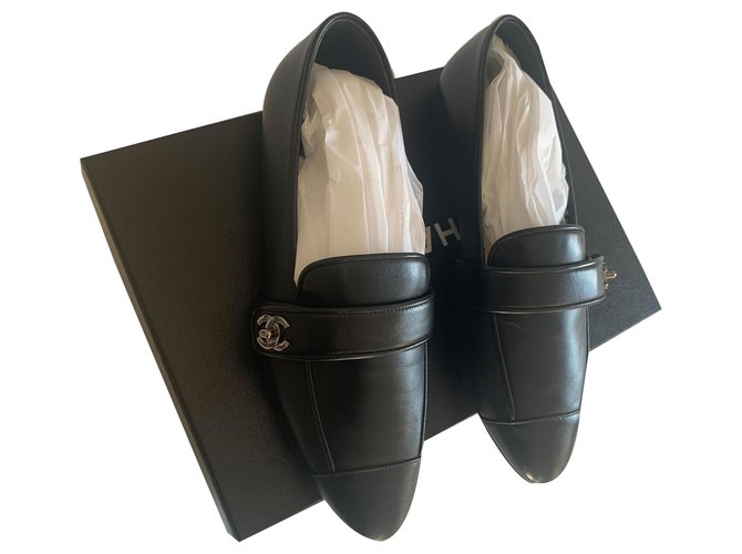 Chanel Ballet flats Black Leather  ref.220849