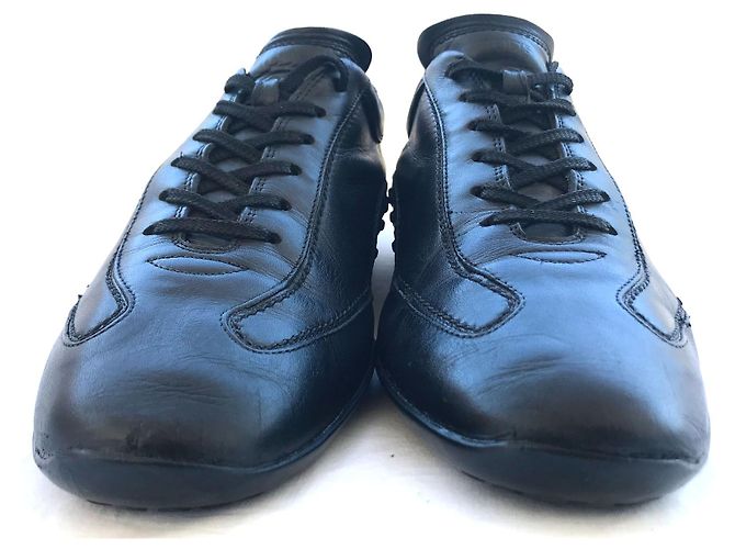 Sneakers Tod's Gommino in pelle nera Nero