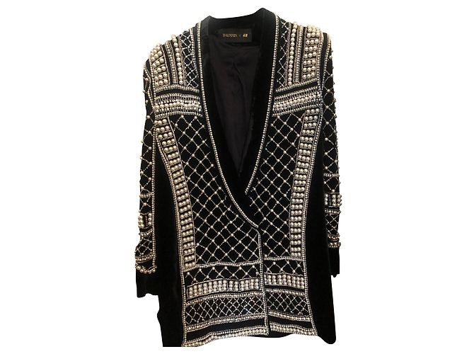 Balmain pour H&M Black Velvet Jacket