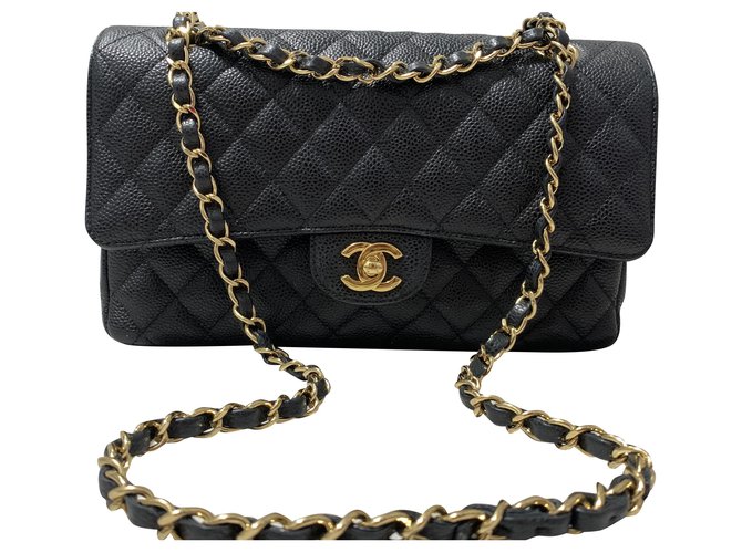 Chanel Classic Medium timeless Black Leather  ref.221511