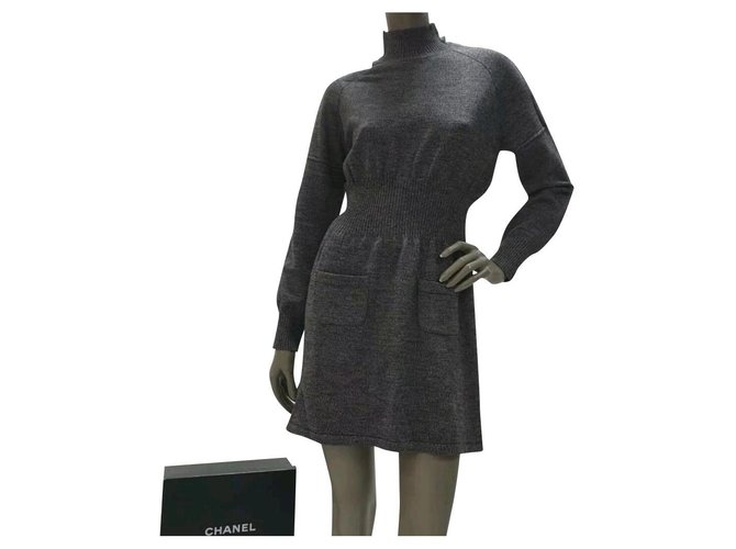 CHANEL Knit Mini dress Sz.44 Grey  ref.221529